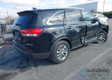 2017 Kia Sorento 2.4L Lx z USA, uszkodzony, nr VIN 5XYPG4A33HG195687